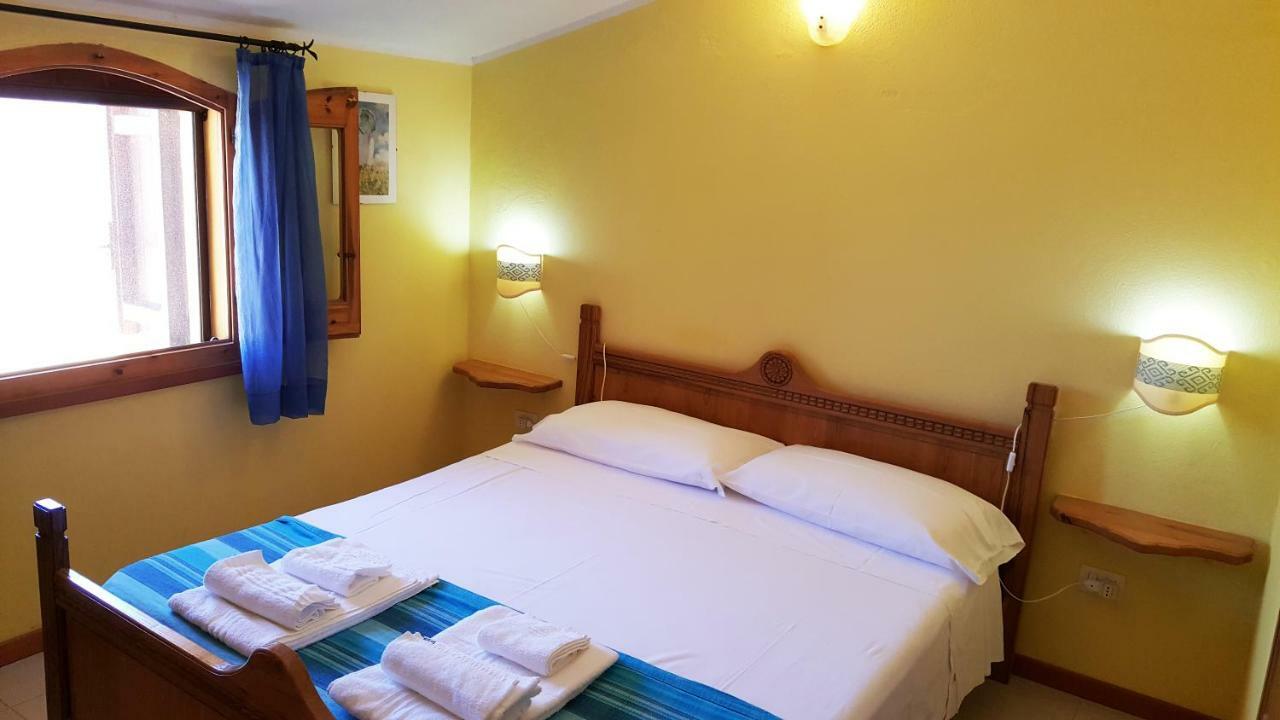La Baia Apartments Sa Rocca Tunda 外观 照片